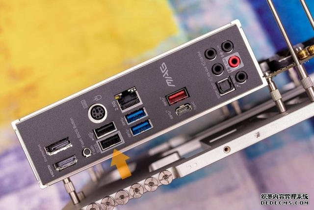 升級PCI-E 4.0，支持雙顯卡，微星B550M迫擊炮開箱