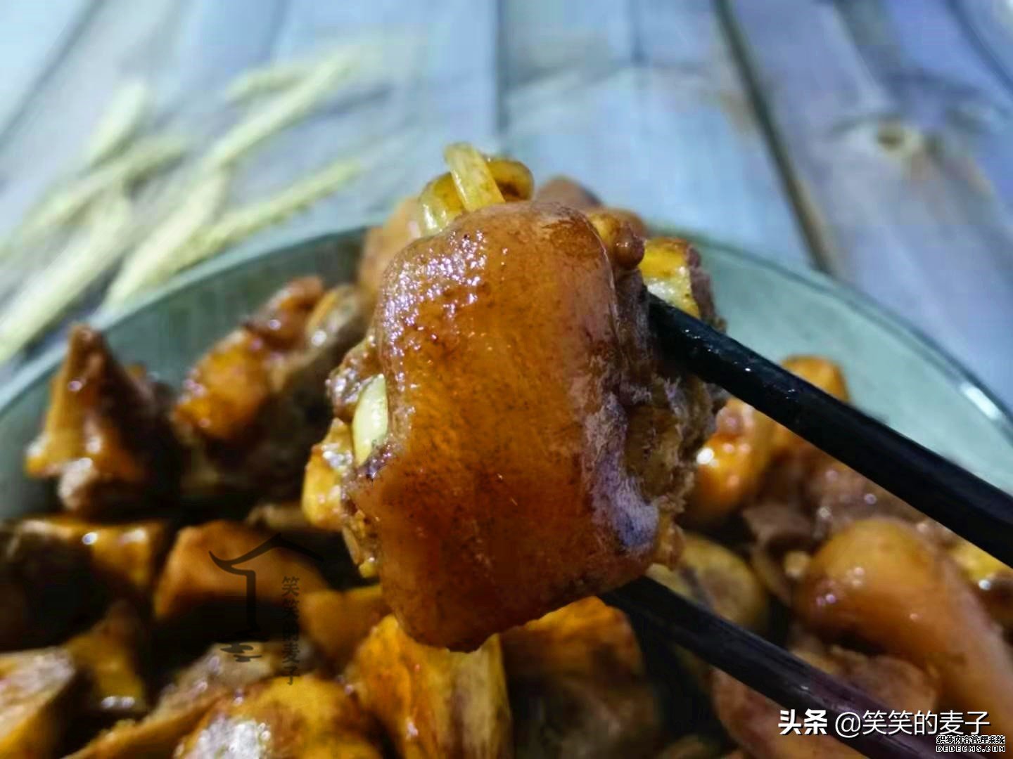 秋季，雙節(jié)期間，注意少吃3類食物，對(duì)家人身體好