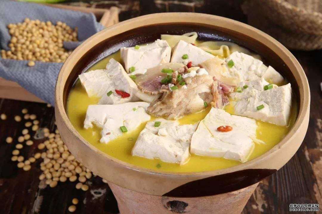 白發(fā)越長越多，并非變老的信號，可能是身體缺乏這3種元素了